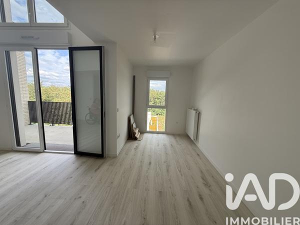 Location appartement 4 pièces 80 m² Lisses