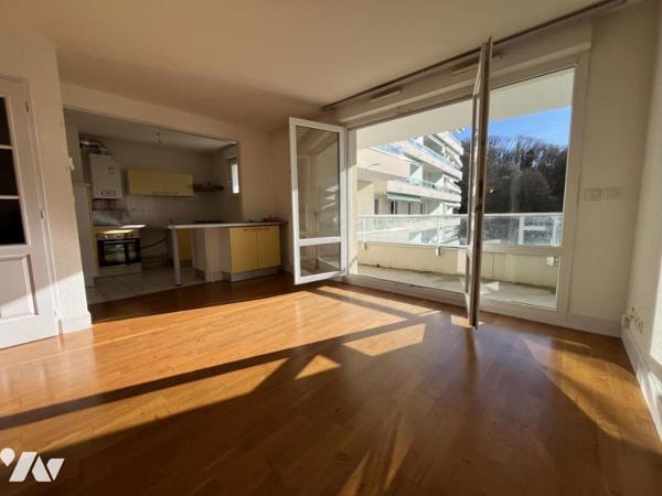 T3 DANS UNE COPROPRIETE DE STANDING