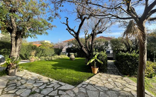 Maison à vendre    7 pièces •  La Valette-du-Var