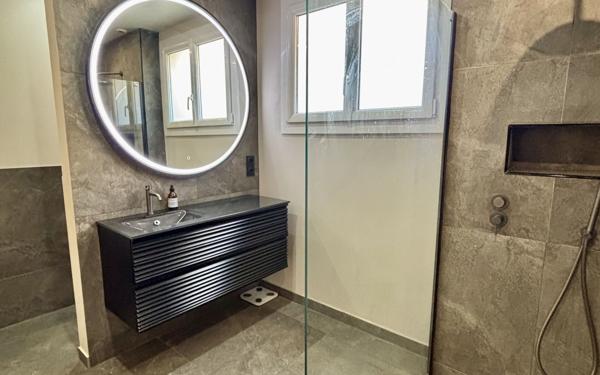 Maison à vendre    7 pièces •  La Valette-du-Var