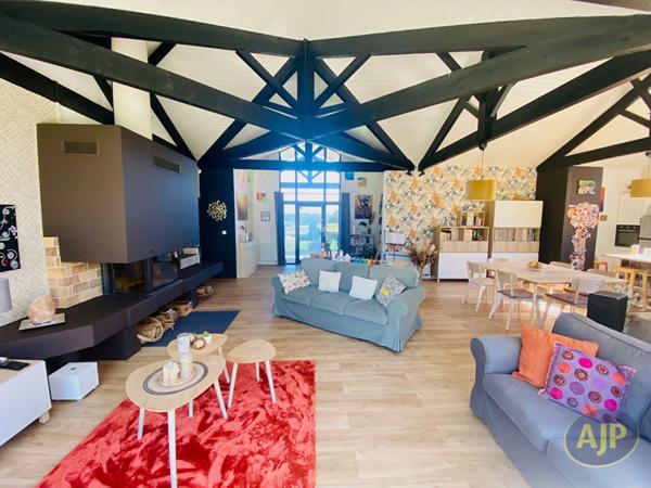 Biens de prestige à vendre Lesparre Medoc : 388 500 € - AJP Lesparre Immobilier
