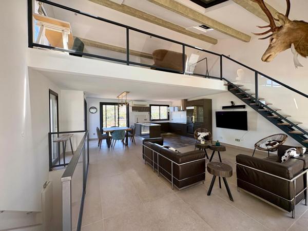 Maison 5 pièces - 169 m² Bien prestige