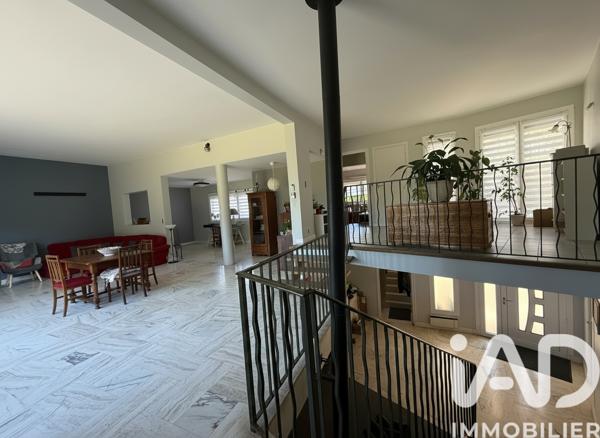 Maison à vendre 10 pièces 285 m² La Norville