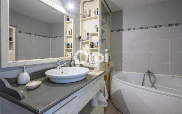 Maison à vendre    4 pièces • 145 m2 Escautpont