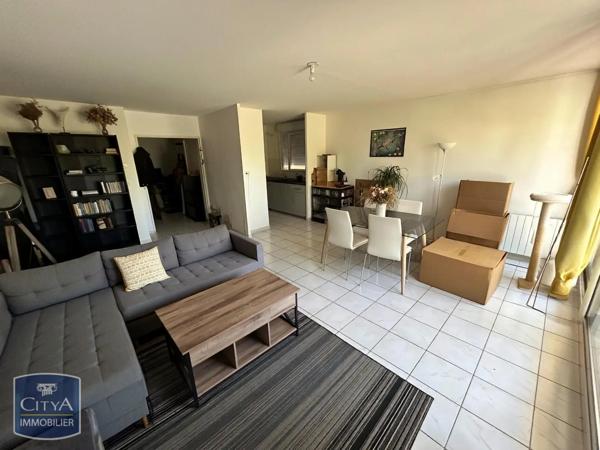 Appartement à louer 3 pièces 74.33m² Tours (37200)