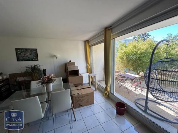 Appartement à louer 3 pièces 74.33m² Tours (37200)