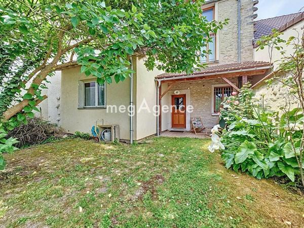 Maison à FLINS-SUR-SEINE, 78410 - 6 pièces 135m²