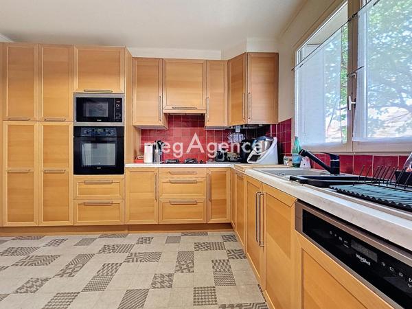 Maison à FLINS-SUR-SEINE, 78410 - 6 pièces 135m²