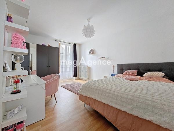 Maison à FLINS-SUR-SEINE, 78410 - 6 pièces 135m²