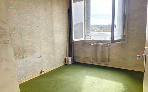 Appartement à vendre    3 pièces •  Montluçon