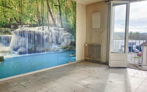 Appartement à vendre    3 pièces •  Montluçon