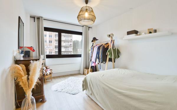 Appartement à vendre    5 pièces • 104 m2 Tassin-la-Demi-Lune