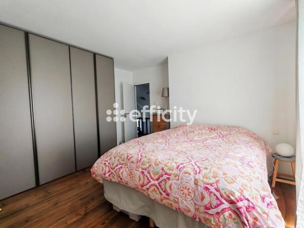 Maison
         5 pièces
        - 100 m² Exclusivité 257 250 € *