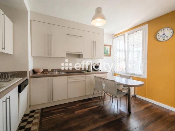 Maison
         5 pièces
        - 100 m² Exclusivité 257 250 € *