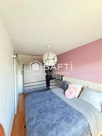 Appartement lumineux avec 2 parkings + cave