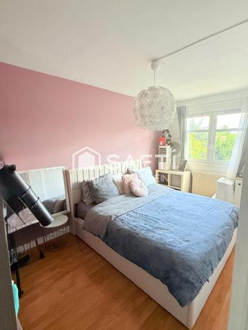 Appartement lumineux avec 2 parkings + cave