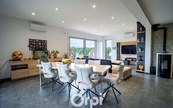 Maison à vendre    6 pièces •  Niederbronn-les-Bains