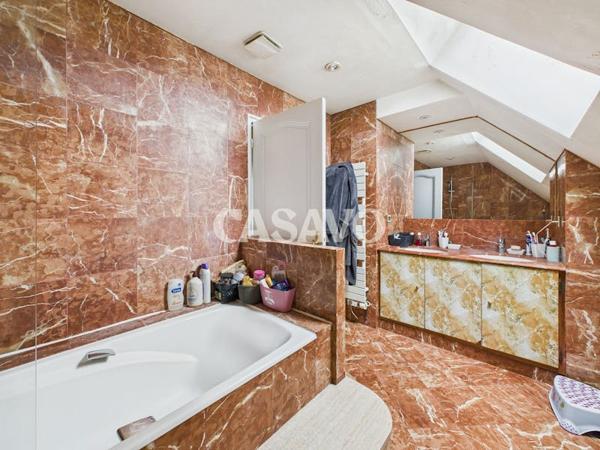 Vente Maison 5 pièces de 161m² - 78500 Sartrouville