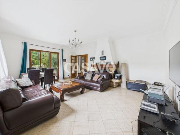 Vente Maison 5 pièces de 161m² - 78500 Sartrouville