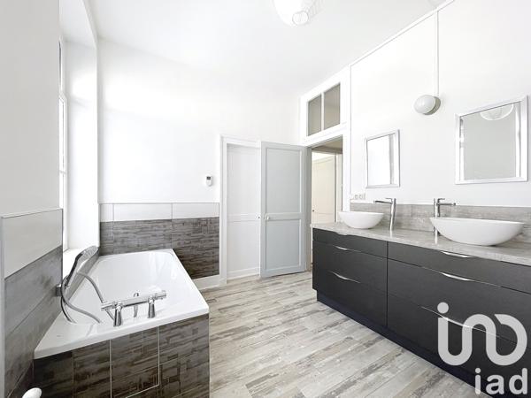 Maison à vendre 8 pièces 242 m² Douai