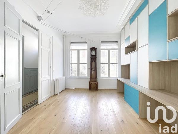 Maison à vendre 8 pièces 242 m² Douai