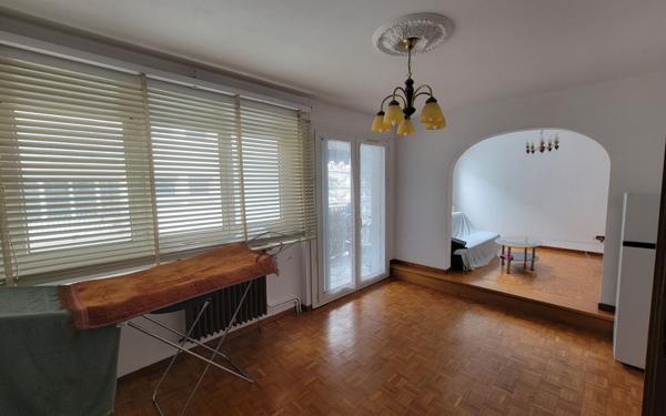 Appartement à vendre    4 pièces • 76 m2 Pau