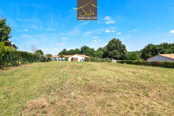 Proche Cerizay - Terrain viabilisé de 890 m² en lotissement – Environnement résidentiel calme