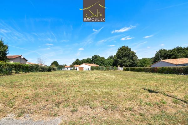 Proche Cerizay - Terrain viabilisé de 890 m² en lotissement – Environnement résidentiel calme