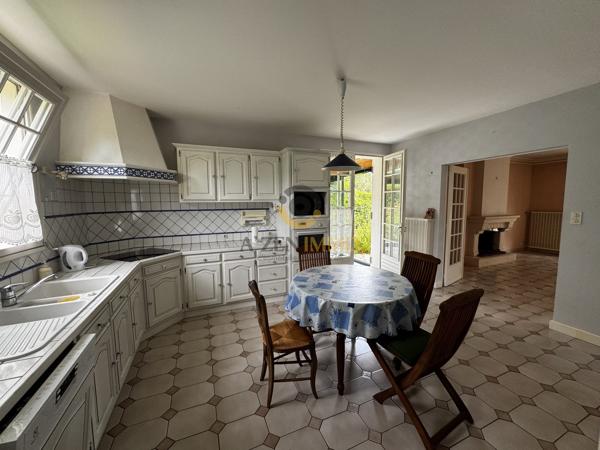 Maison familiale sur sous-sol à deux pas du lac et des commerces