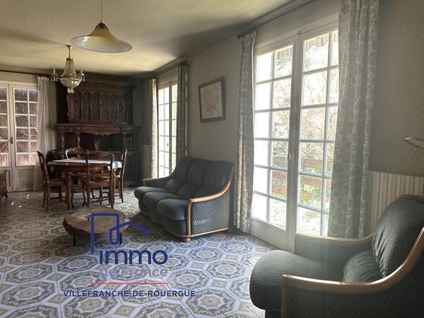 Maison 2 appartements atelier de 70 m² sur 2520 m² de terrain