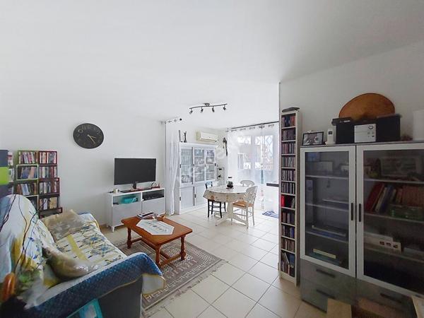 Appartement La Seyne Sur Mer de 3 pièces de 62.35 m² avec terrasse et parking