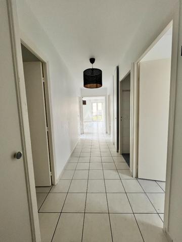 Appartement Maisons Laffitte 4 pièce(s) 69.3 m2 - JARDIN PRIVATIF €475 000 ** - Référence 12783