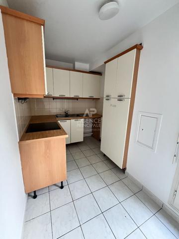 Appartement Maisons Laffitte 4 pièce(s) 69.3 m2 - JARDIN PRIVATIF €475 000 ** - Référence 12783
