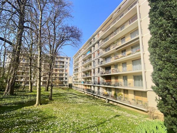 Appartement Thiais Centre-ville 3 pièces 64.11m2