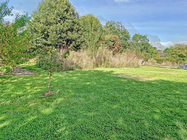 Achat terrain près de PLOERMEL - 600 m² - 49 000 €