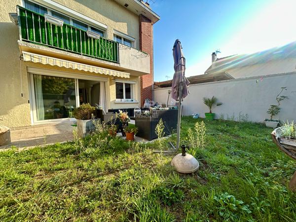 Maison Carrieres Sous Poissy 6 pièces126 m2 €430 000 ** - Référence 8923
