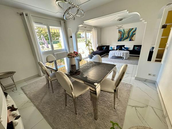 Maison Carrieres Sous Poissy 6 pièces126 m2 €430 000 ** - Référence 8923