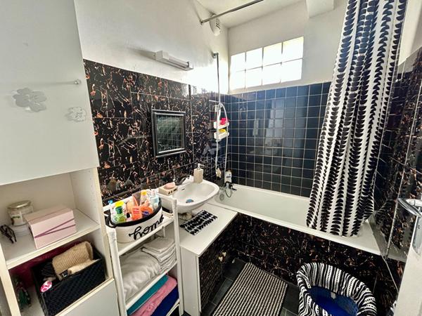 Maison Carrieres Sous Poissy 6 pièces126 m2 €430 000 ** - Référence 8923