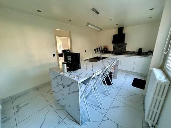 Maison Carrieres Sous Poissy 6 pièces126 m2 €430 000 ** - Référence 8923