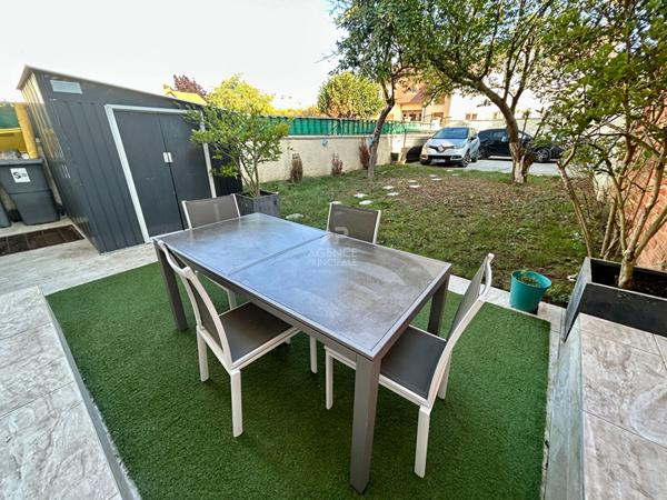 Maison Carrieres Sous Poissy 6 pièces126 m2 €430 000 ** - Référence 8923
