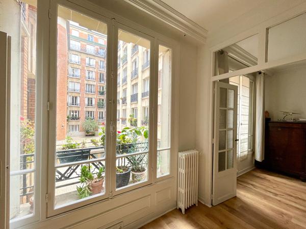 Appartement Paris 16eme 3 pièces 83.73 m2 + cave