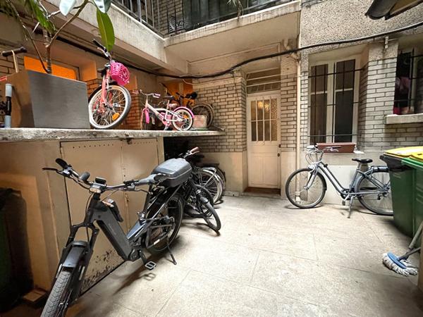 Appartement Paris 16eme 3 pièces 83.73 m2 + cave