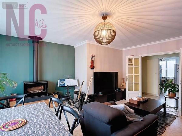 Maison à vendre à Saint-Cyr-sur-Loire dans l'Indre-et-Loire (37540), ref : 37007-2721