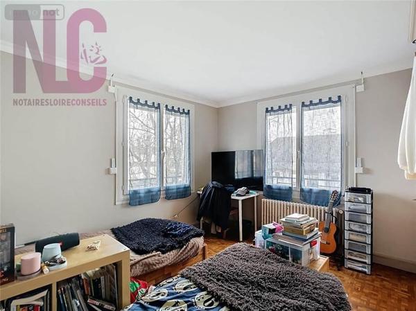 Maison à vendre à Saint-Cyr-sur-Loire dans l'Indre-et-Loire (37540), ref : 37007-2721