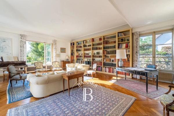 Versailles, Maison 4 Chambres -  256 m² à vendre