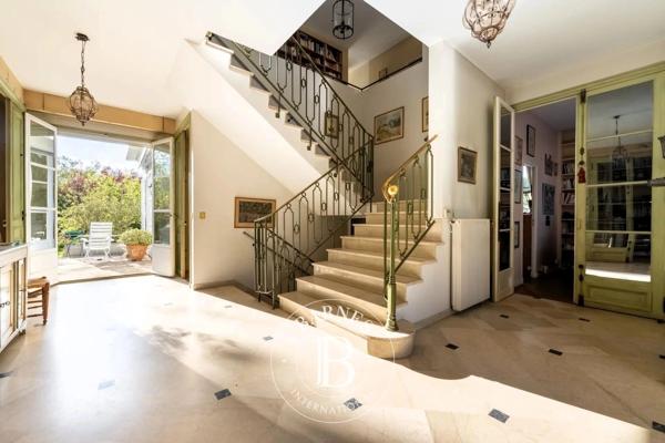 Versailles, Maison 4 Chambres -  256 m² à vendre