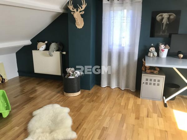 Champcueil (91750) Maison vie de plain-pied possible avec sous-sol, sur un superbe terrain