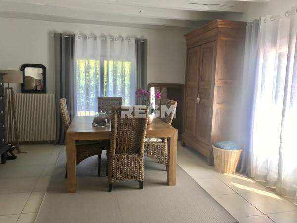 Champcueil (91750) Maison vie de plain-pied possible avec sous-sol, sur un superbe terrain