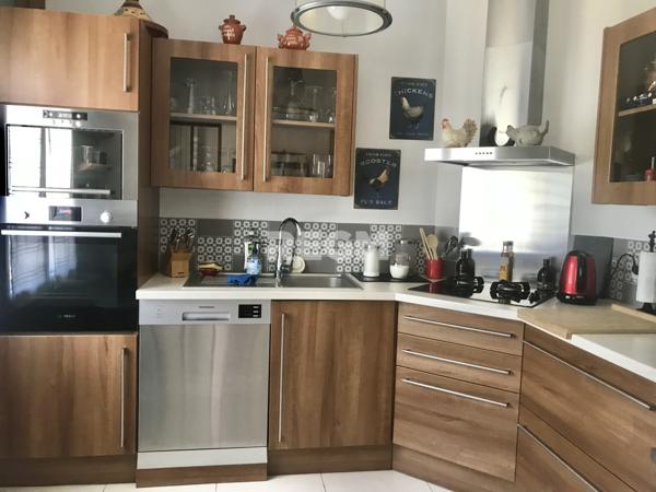 Champcueil (91750) Maison vie de plain-pied possible avec sous-sol, sur un superbe terrain