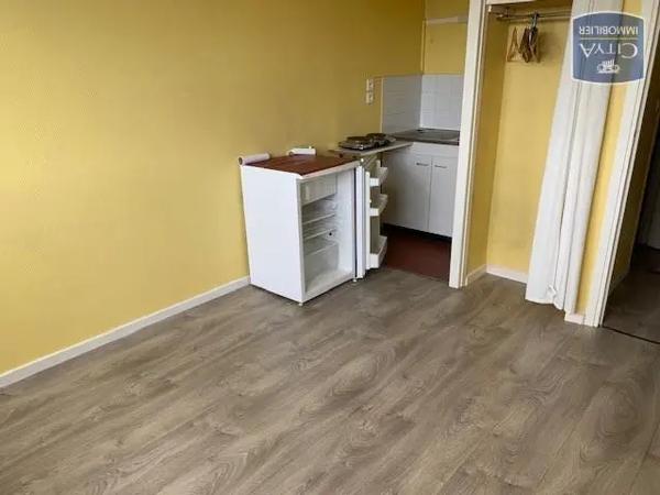 Appartement à louer 1 pièce 15.61m² Lille (59000)